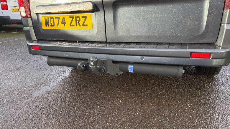 Renault Trafic Swb Diesel SL30 Blue dCi 170 Extra Sport [Safety] Van EDC